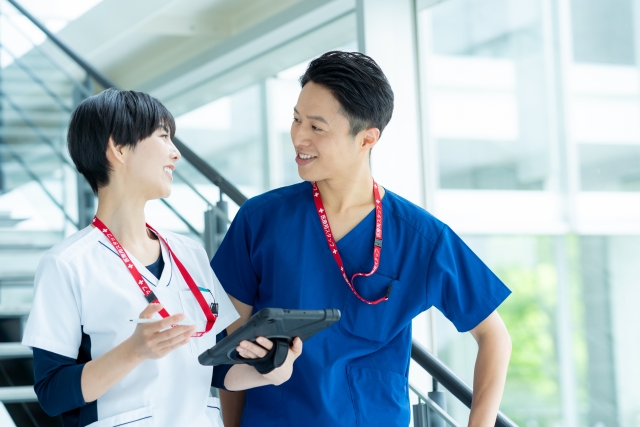 看護師で出会いのきっかけが多い職場は？